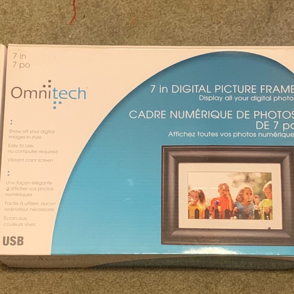 Unopened Omnitech digital photo frame